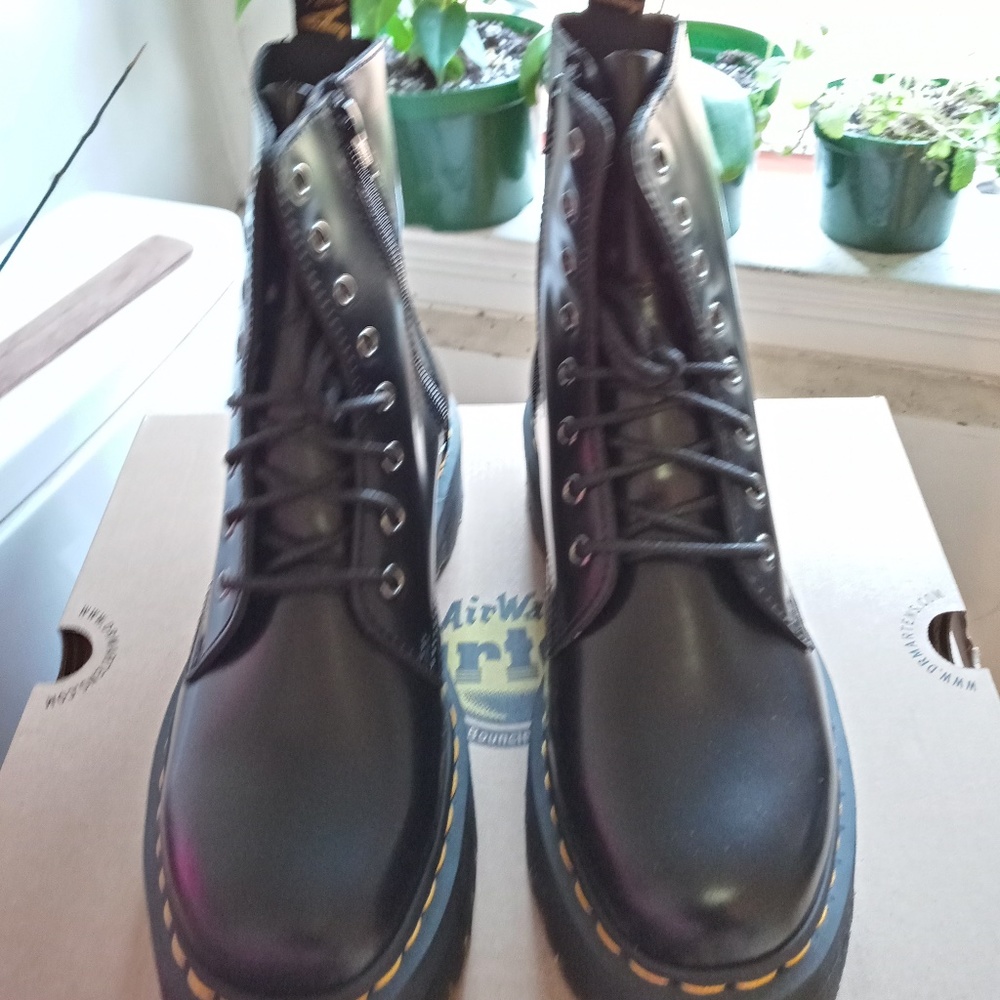 Dr Martens